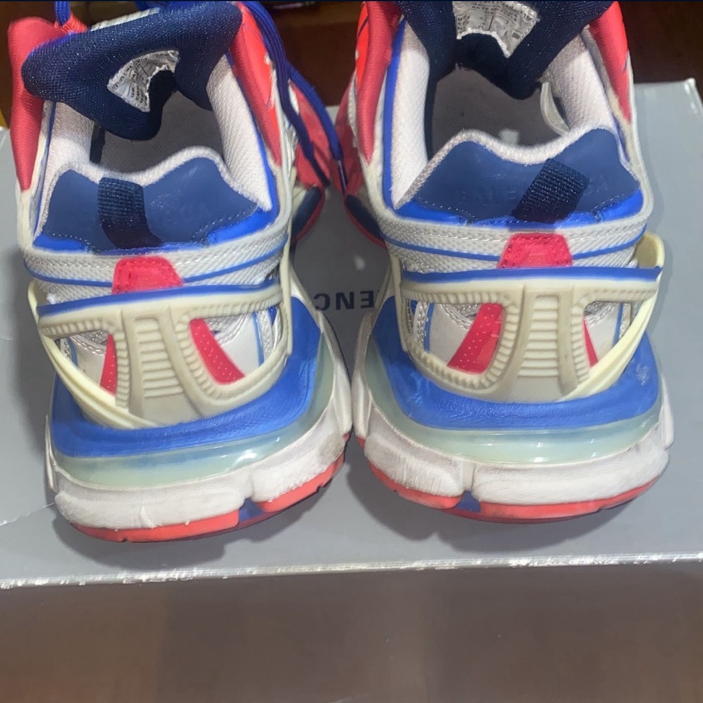 Balenciaga track 2